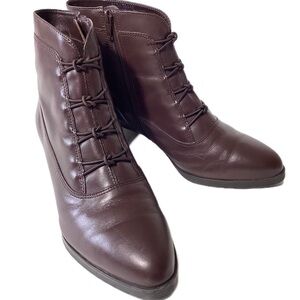 Laura Scott Brown Beth Ankle Booties 7.5 Victorian